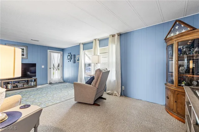 $139,900 | 16033 Hibiscus Way, North Fort Myers, FL 33903