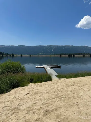 $1,750,000 | 22 Gold Fork, Donnelly, ID 83615