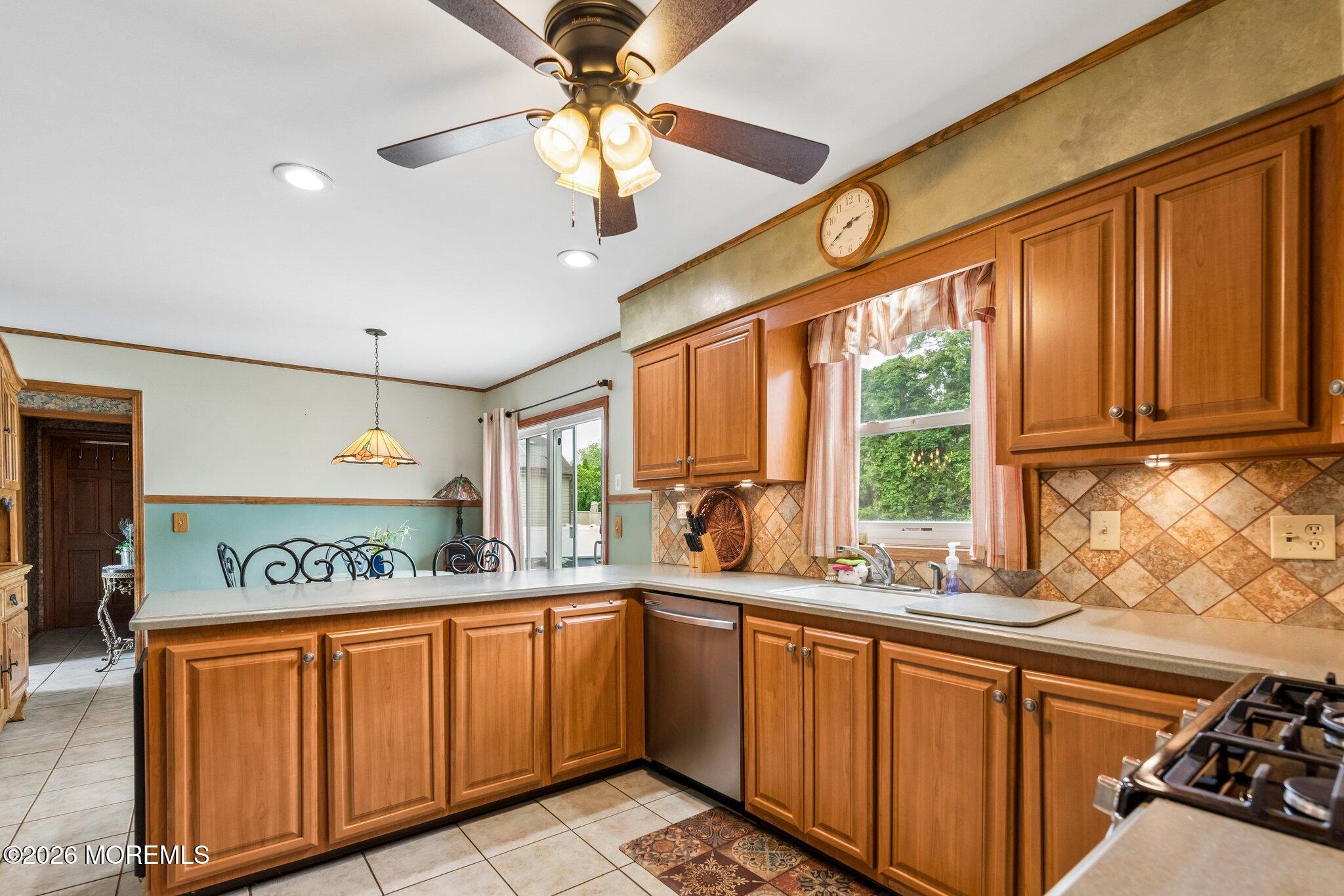 447 Sloping Hill Court Brick, NJ 08723 - Photo 18 of 34 025