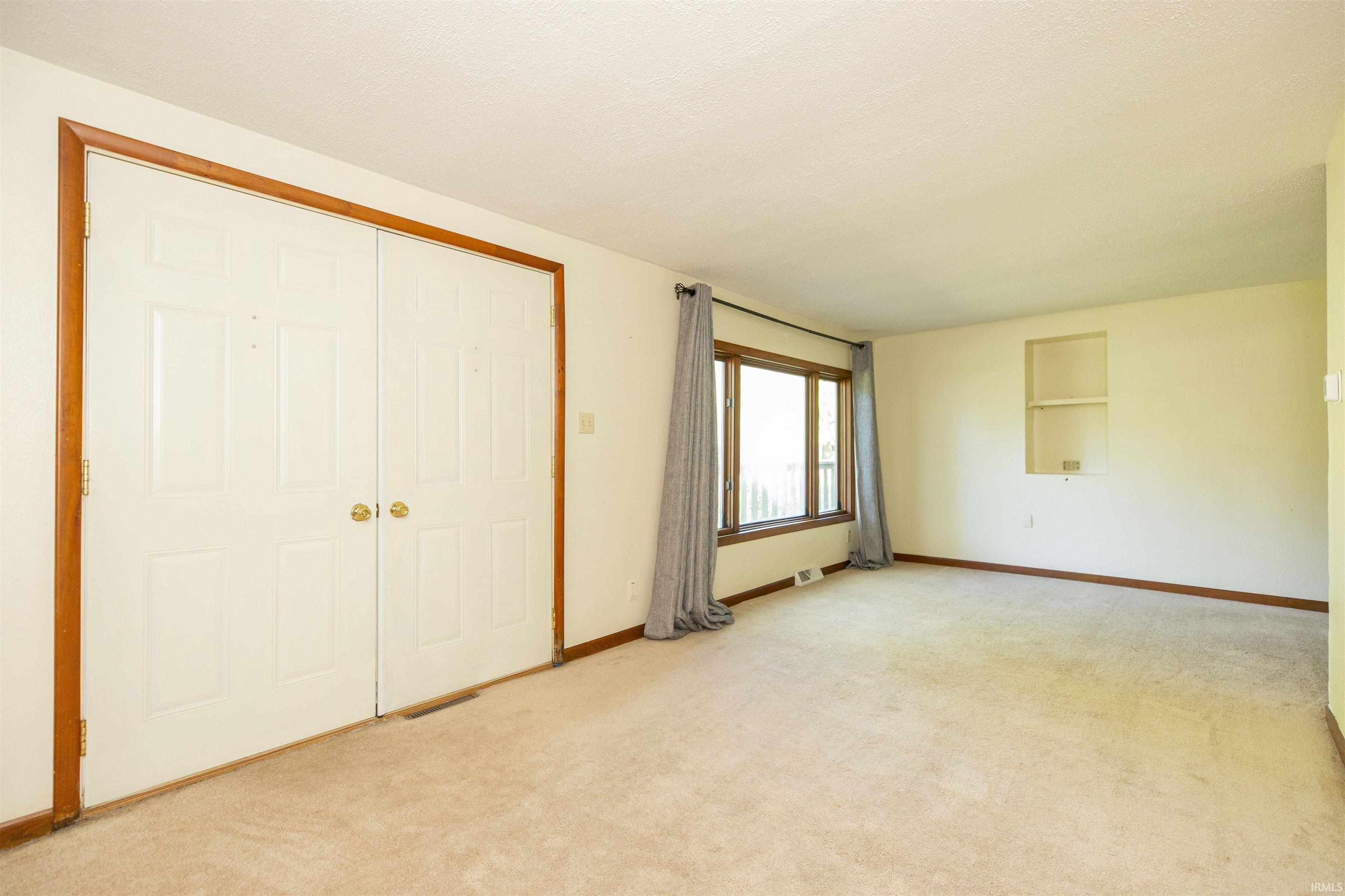 55700 Elder Road Mishawaka, IN 46545 - Photo 3 of 26 Gallery Image 3