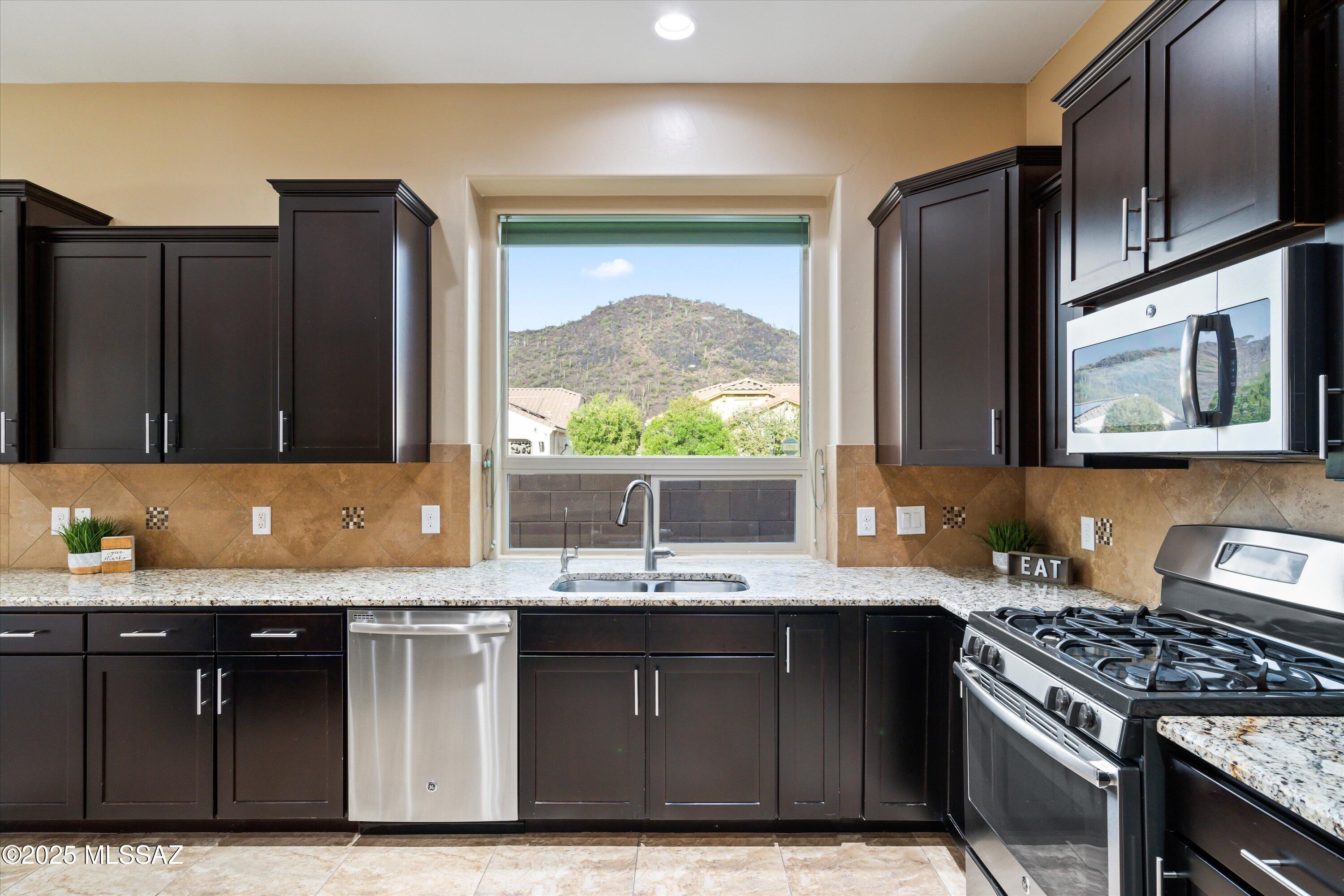 8638 West Epworth Road Marana, AZ 85653 - Photo 12 of 51