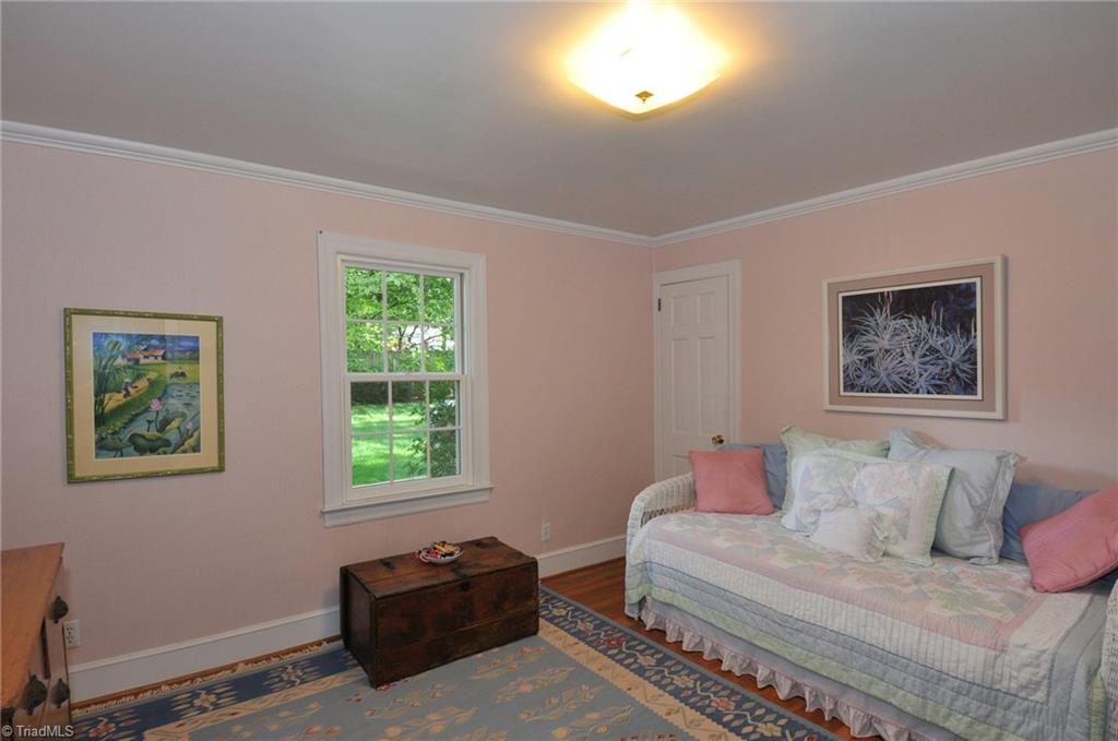 1040 Chester Road Winston-Salem, NC 27104 - Photo 11 of 21 Bedroom 3, exposed hardwood floors.
