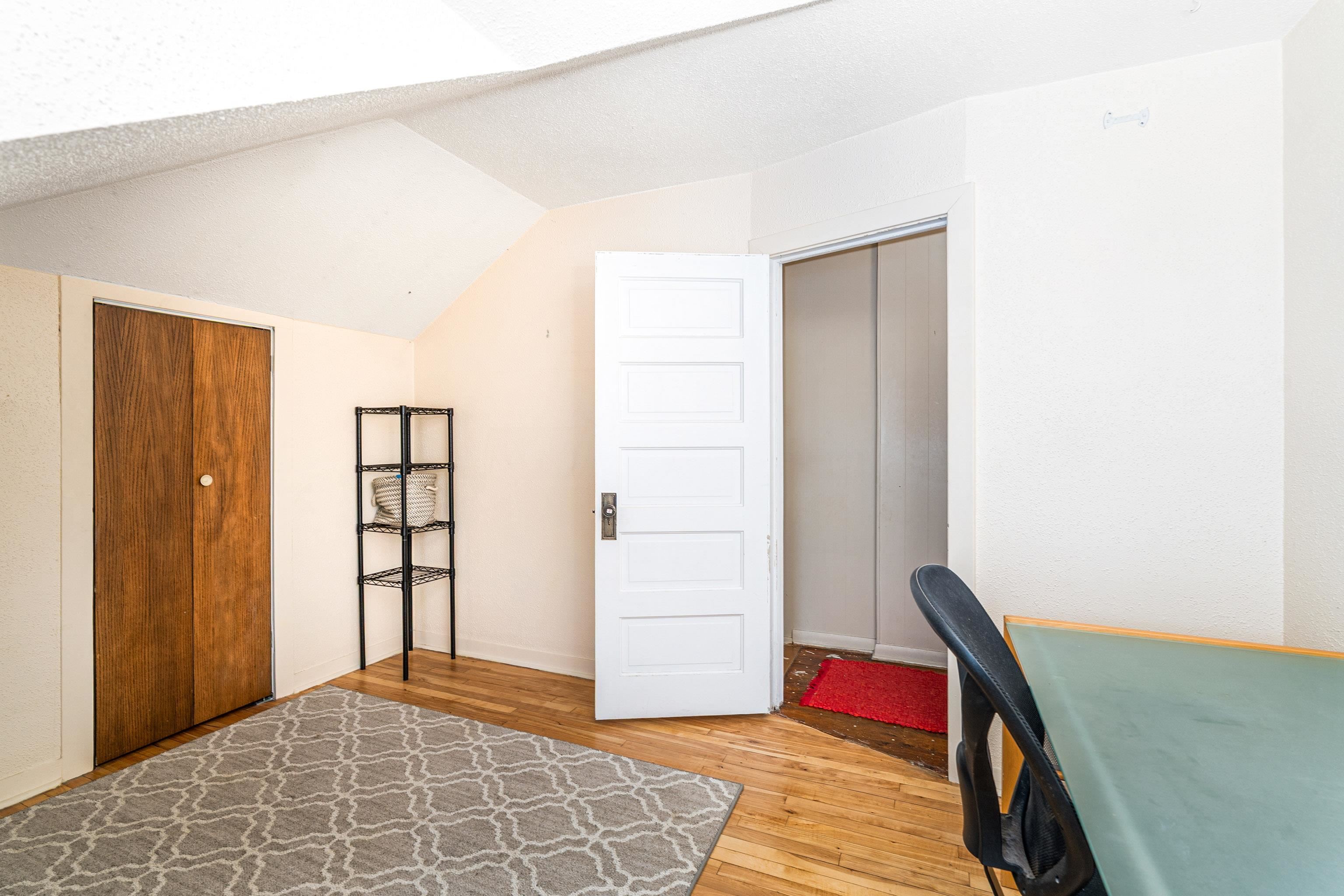 4328 Dodge Street Duluth, MN 55804 - Photo 28 of 50