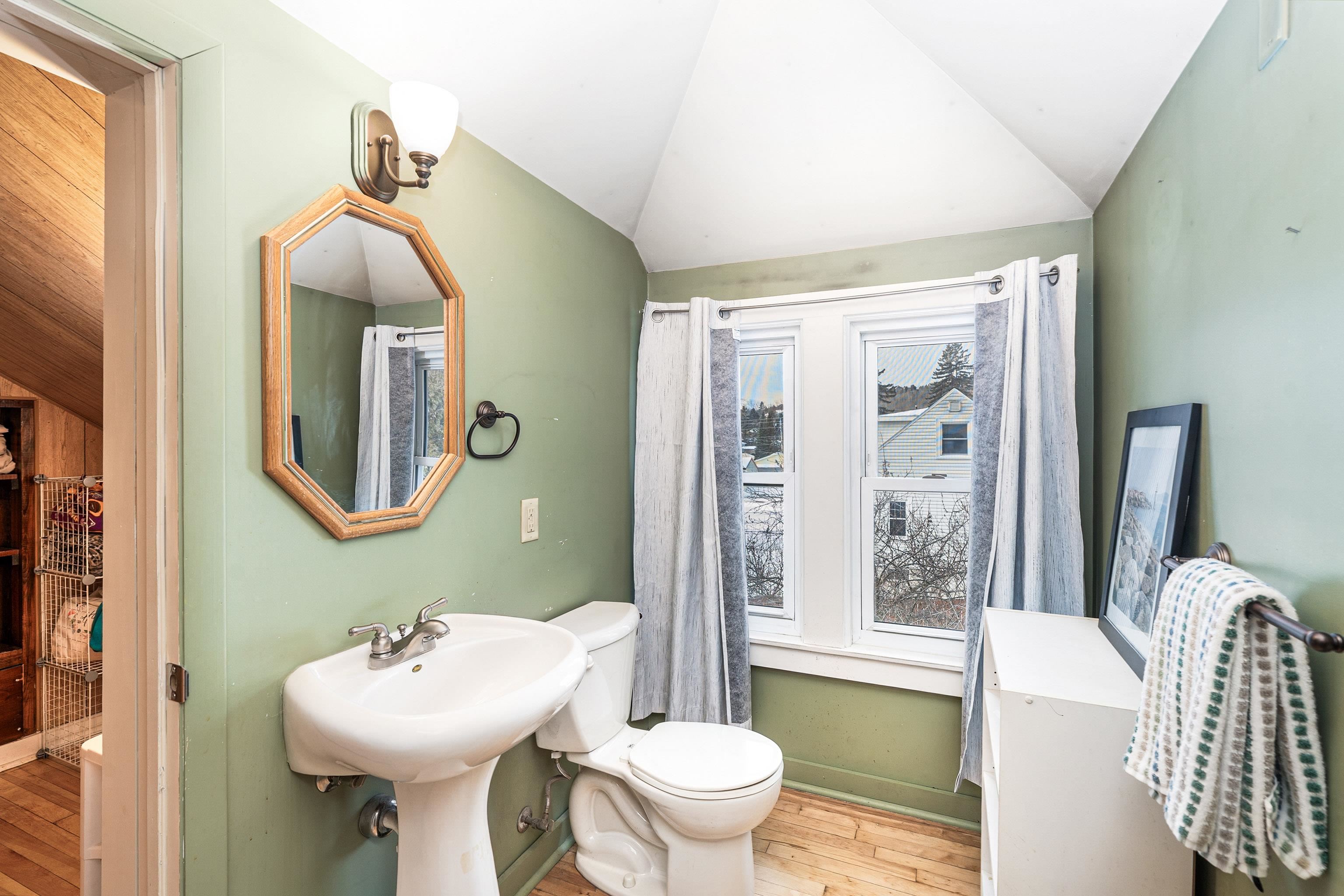 4328 Dodge Street Duluth, MN 55804 - Photo 29 of 50