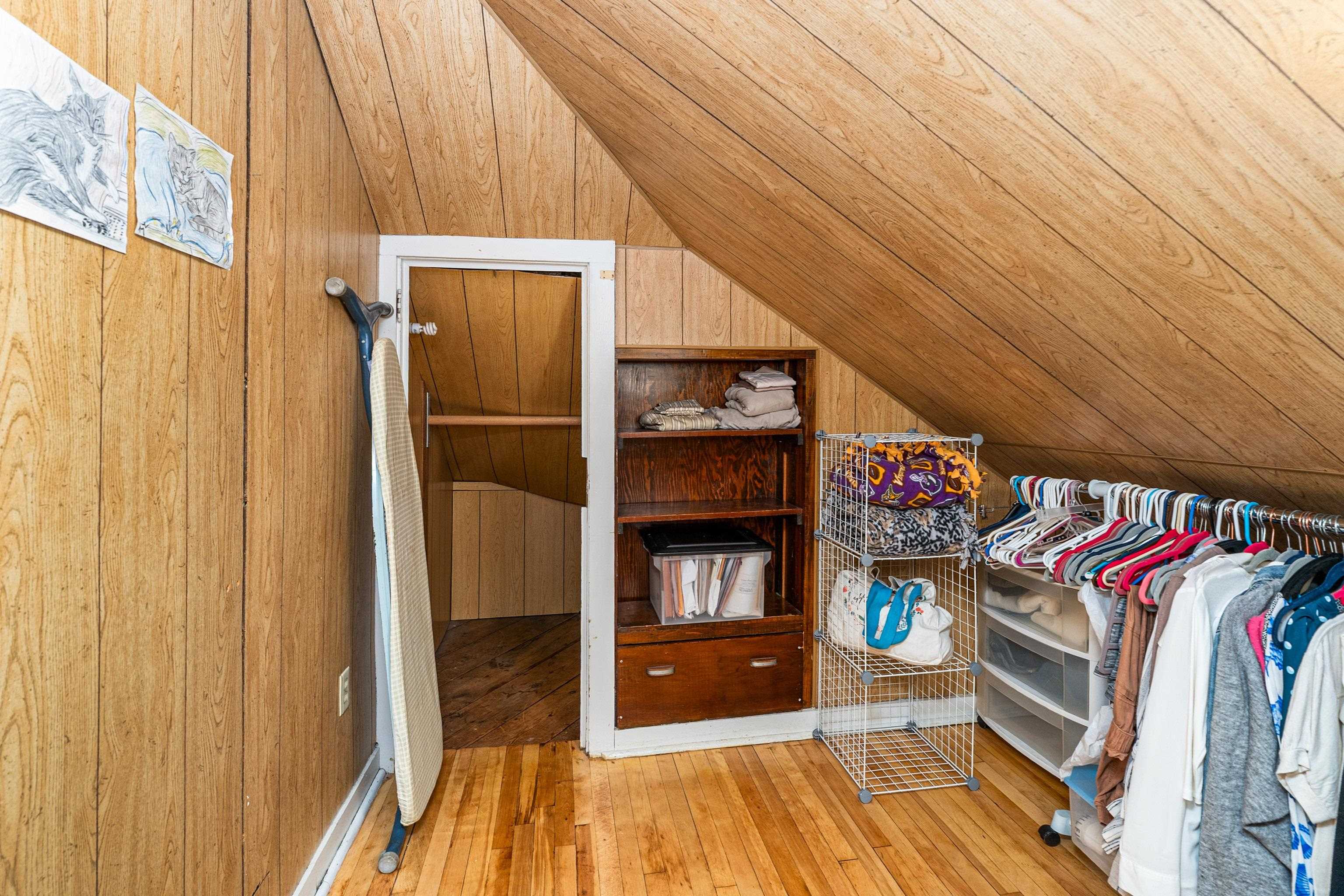 4328 Dodge Street Duluth, MN 55804 - Photo 30 of 50