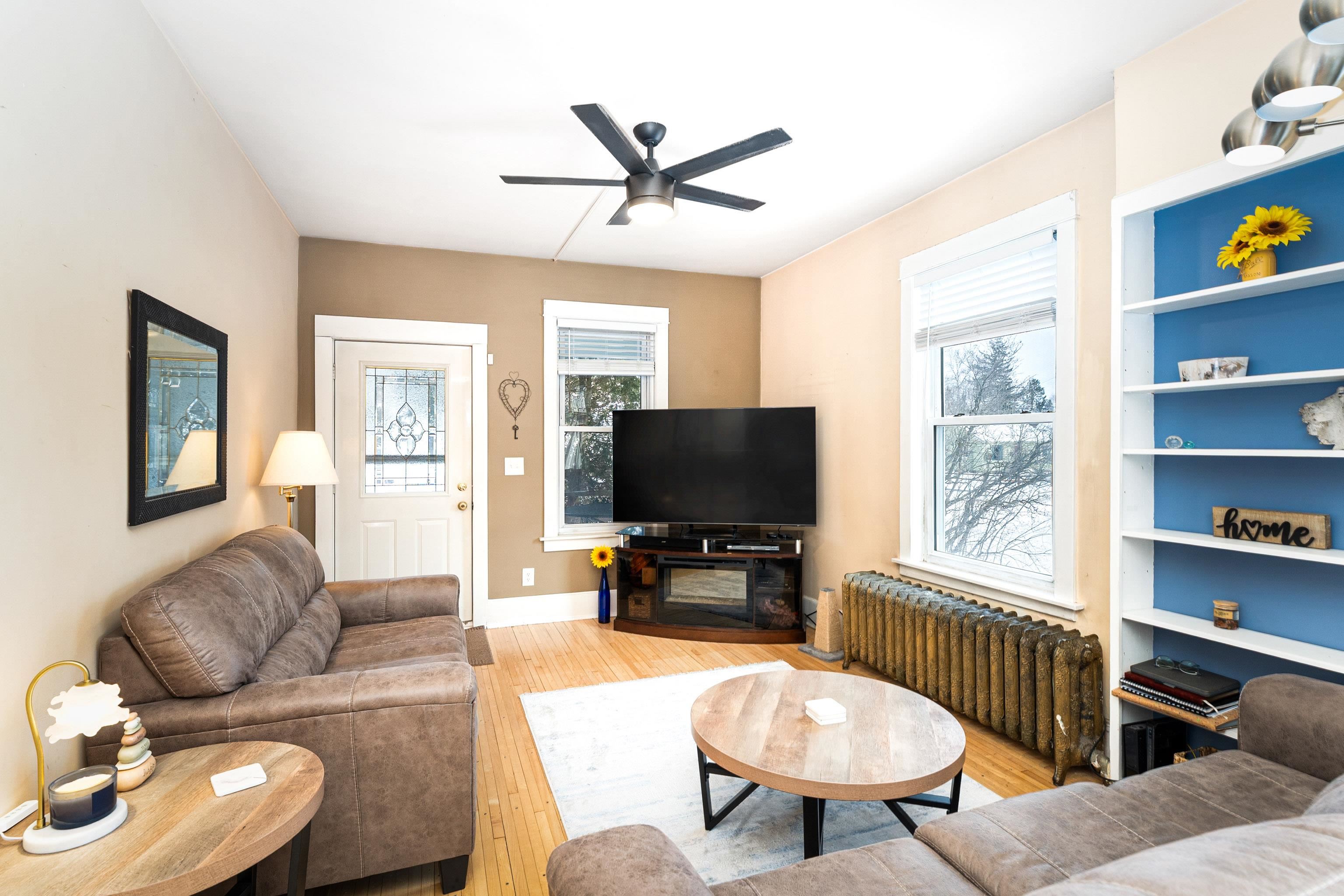 4328 Dodge Street Duluth, MN 55804 - Photo 7 of 50