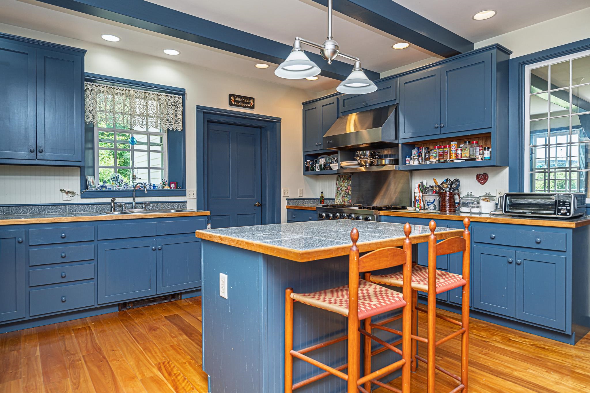 1502 King Hill Road New London, NH 03257 - Photo 13 of 59