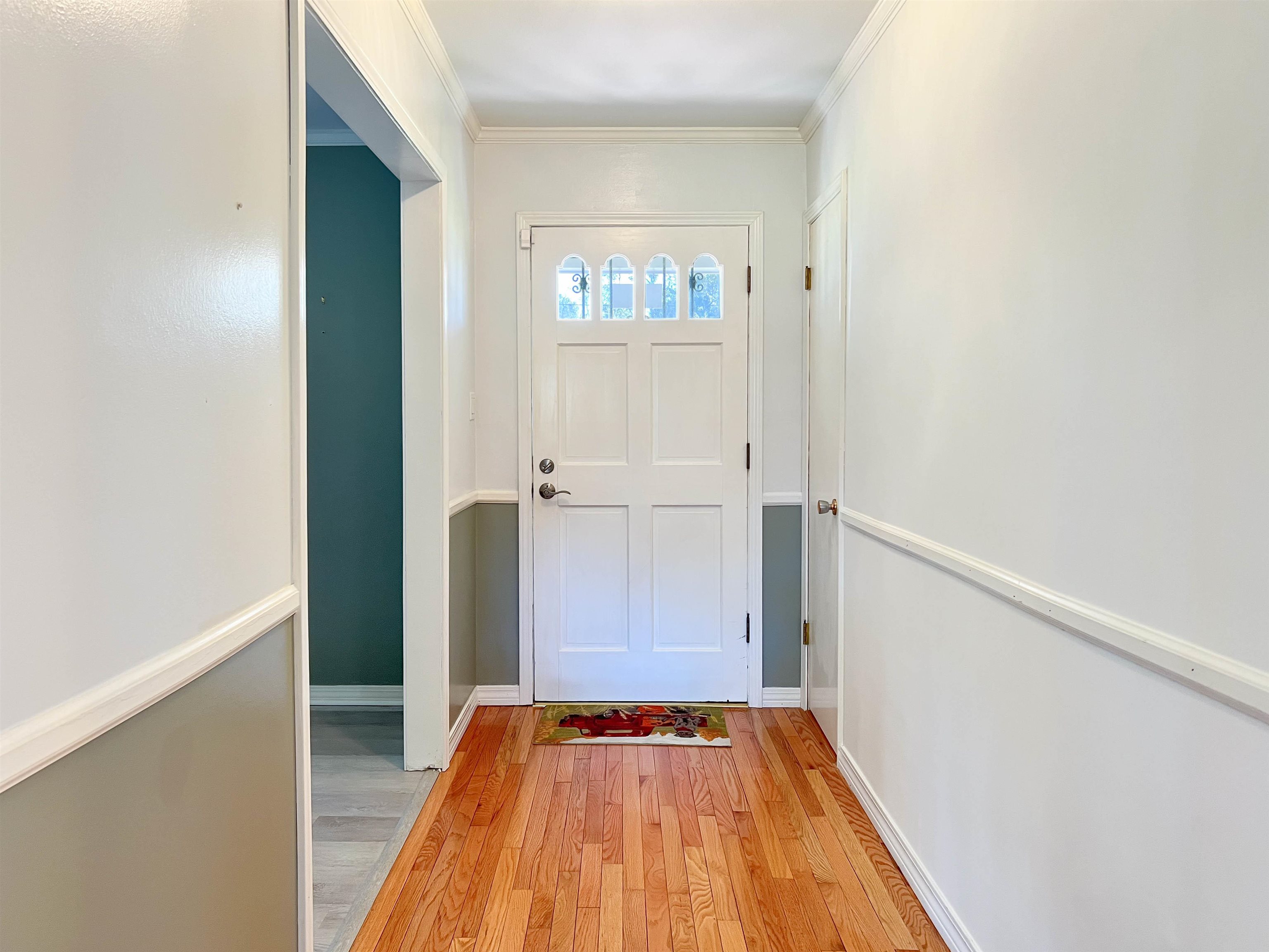 1307 North Alston Street Foley, AL 36535 - Photo 3 of 30 Entryway