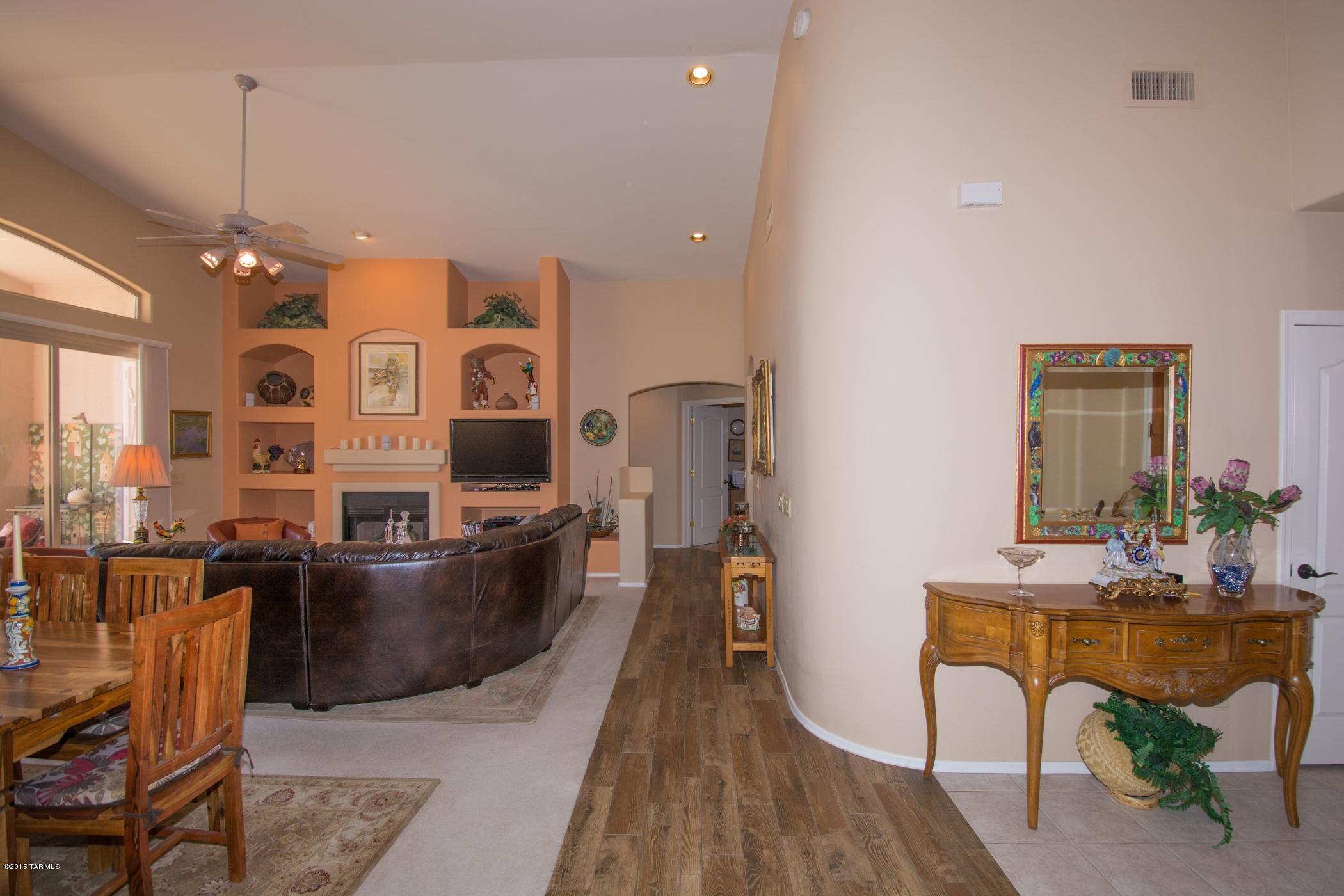 5250 Spring View Drive Tucson, AZ 85749 - Photo 4 of 39 Gallery Image 4