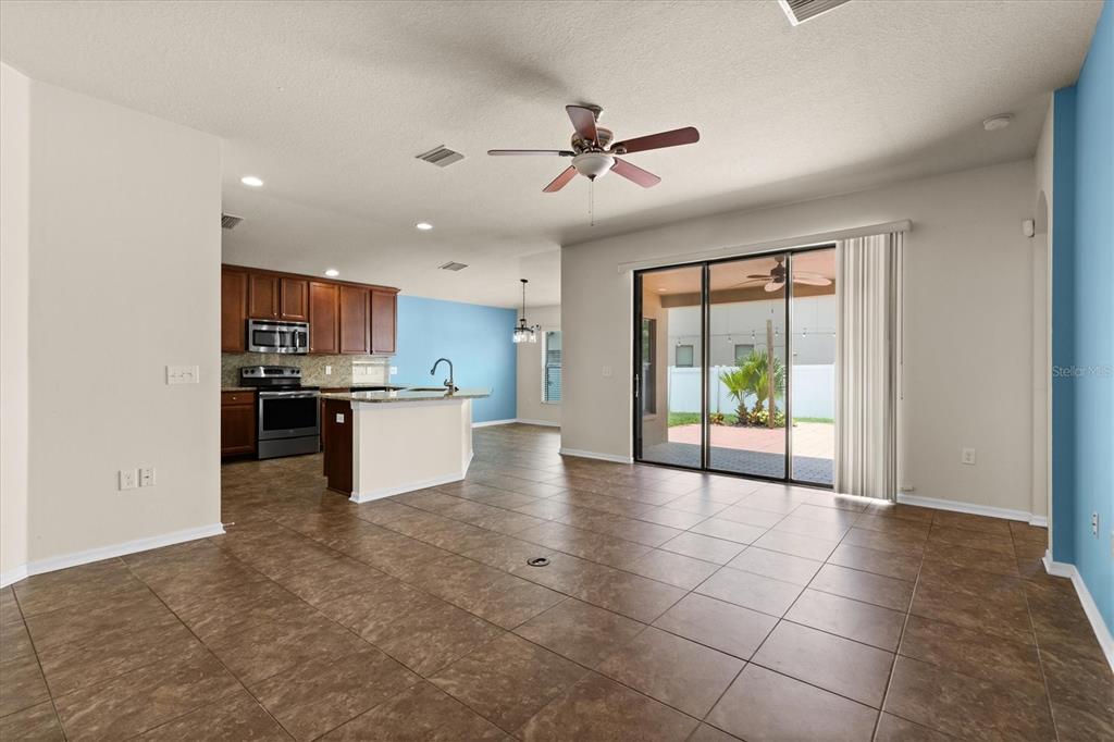 6539 Boulder Run Loop Wesley Chapel, FL 33545 - Photo 13 of 53