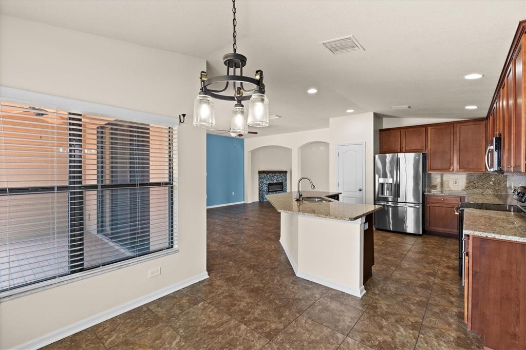 6539 Boulder Run Loop Wesley Chapel, FL 33545 - Photo 18 of 53