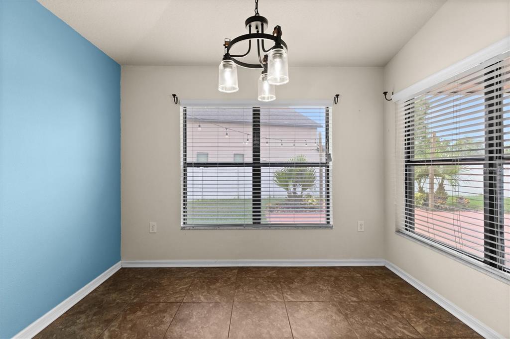 6539 Boulder Run Loop Wesley Chapel, FL 33545 - Photo 19 of 53