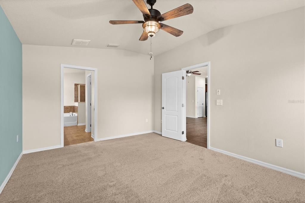 6539 Boulder Run Loop Wesley Chapel, FL 33545 - Photo 23 of 53