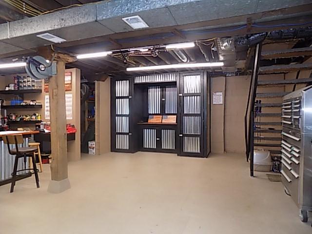 2192 Highway 56 Spring Church, PA 15686 - Photo 17 of 23 Gallery Image 17