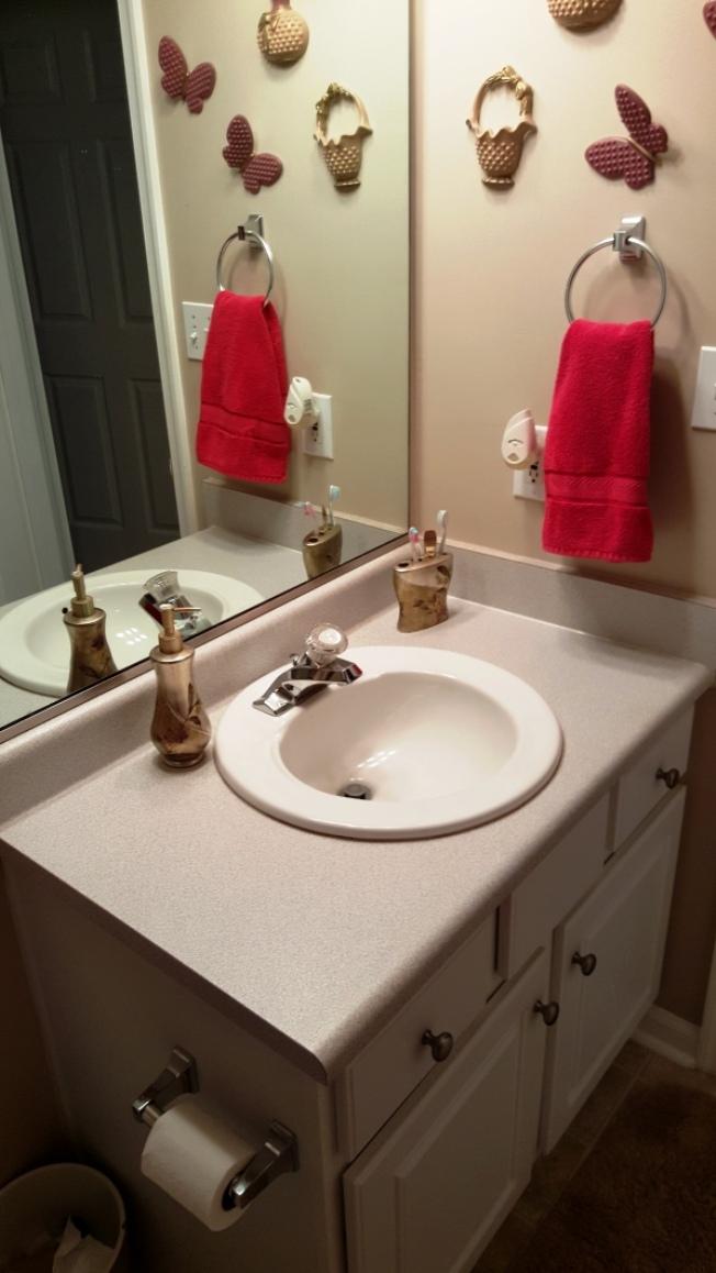 1365 Emmaus Church Road Moneta, VA 24121 - Photo 25 of 48 Upstairs BA 2