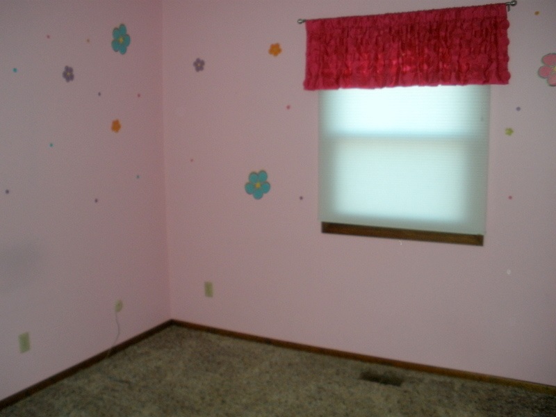 1557 Stogdill Road Bluffton, IN 46714 - Photo 11 of 33 Gallery Image 11