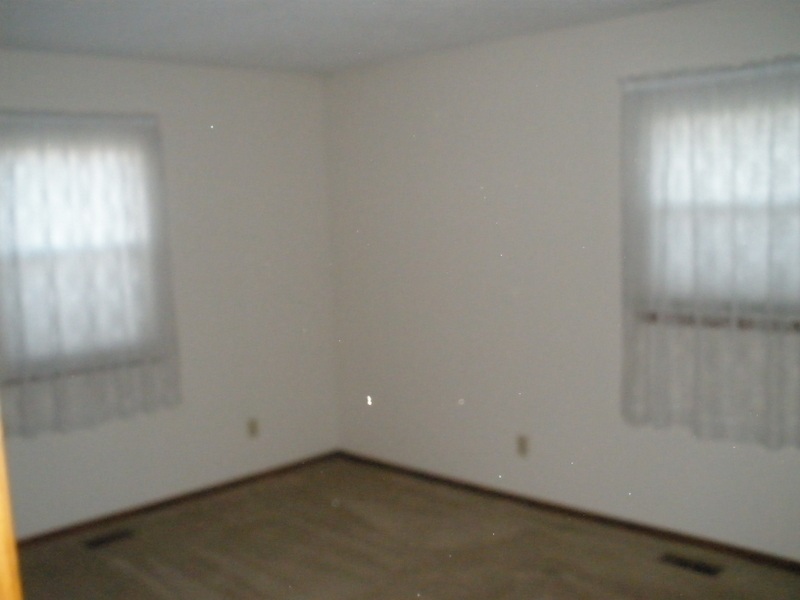 1557 Stogdill Road Bluffton, IN 46714 - Photo 13 of 33 Gallery Image 13