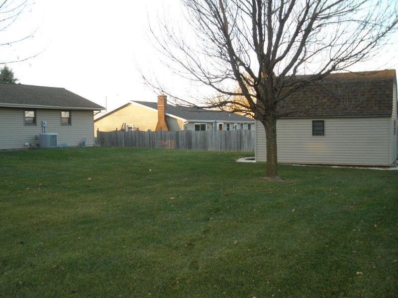 1557 Stogdill Road Bluffton, IN 46714 - Photo 32 of 33 Gallery Image 32