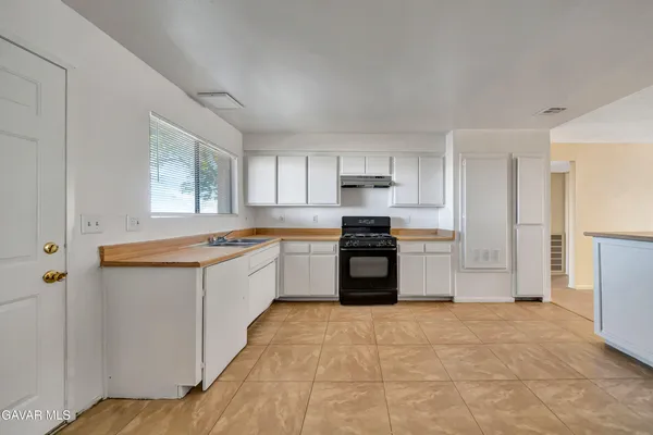 $7,200,000 | 1218 Avenue Q E Palmdale Ca East, Palmdale, CA 93550