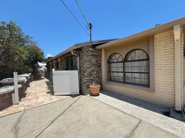 $2,200 | 6206 South Richard Avenue, Tampa, FL 33616