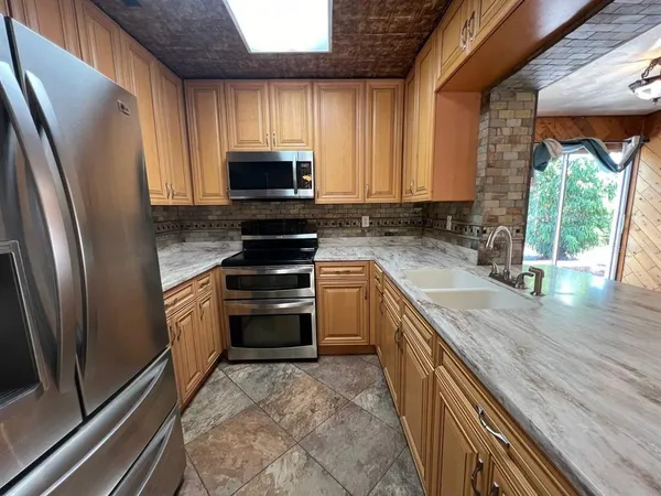 $2,200 | 6206 South Richard Avenue, Tampa, FL 33616