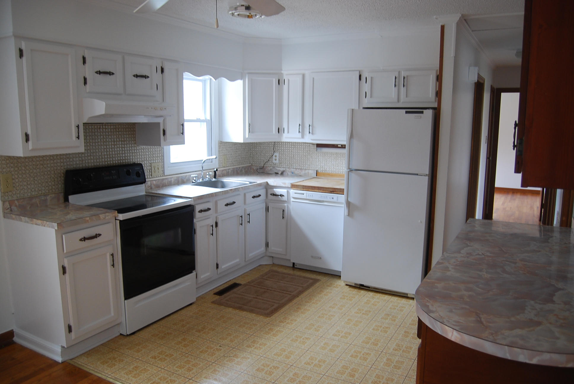 1488 Airport Road Moneta, VA 24121 - Photo 5 of 19 DSC_0265 - Copy
