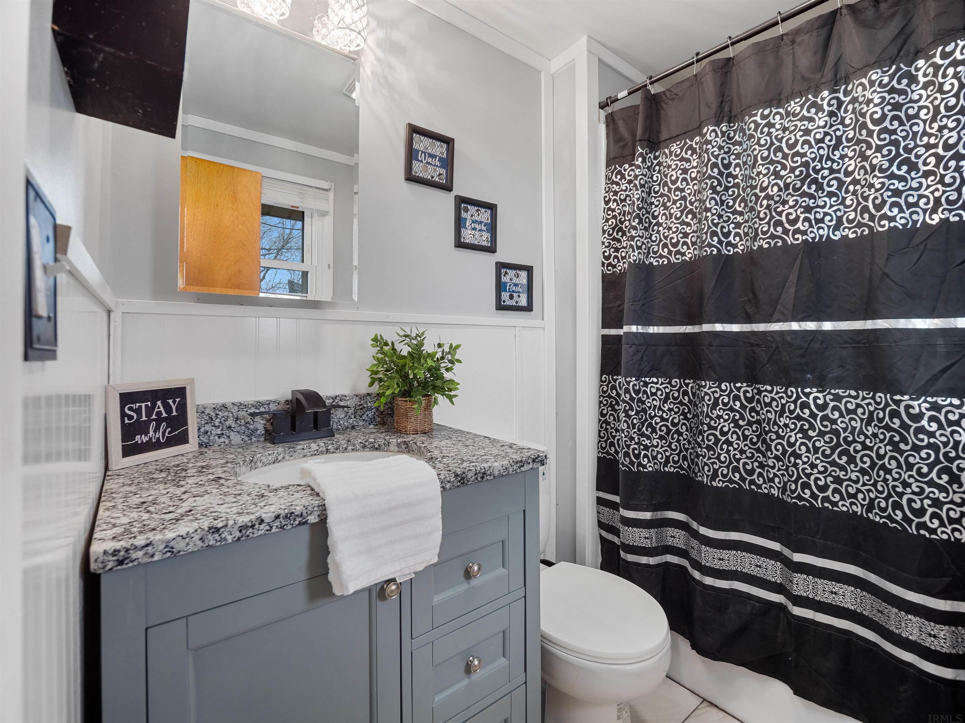 400 Syracuse Webster Road Syracuse, IN 46567 - Photo 17 of 36 Gallery Image 17