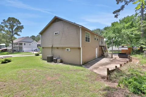 $299,000 | 360 Holiday Lane, Coldspring, TX 77331