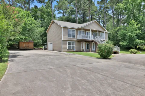 $299,000 | 360 Holiday Lane, Coldspring, TX 77331