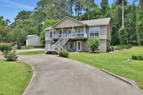 $299,000 | 360 Holiday Lane, Coldspring, TX 77331