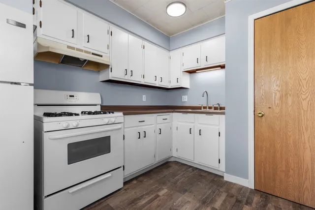 $159,900 | 222 Liberty Boulevard, Machesney Park, IL 61115