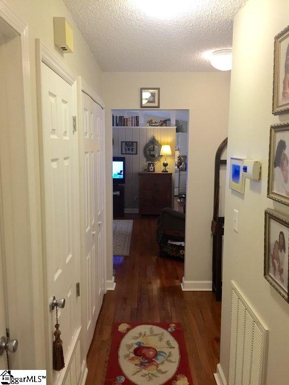 2 Paddock Drive Greer, SC 29650 - Photo 11 of 19 Gallery Image 11