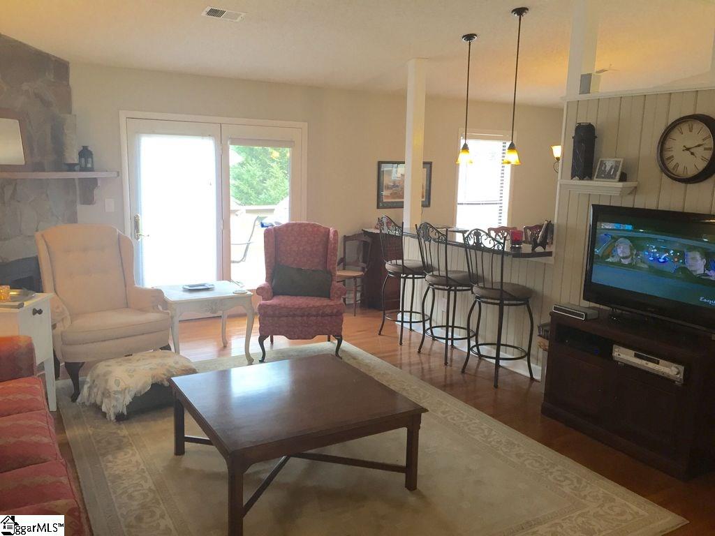 2 Paddock Drive Greer, SC 29650 - Photo 6 of 19 Gallery Image 6