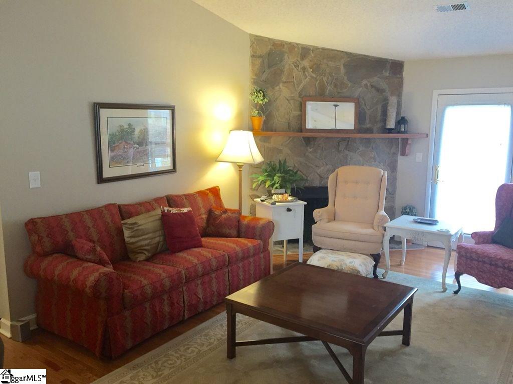 2 Paddock Drive Greer, SC 29650 - Photo 7 of 19 Gallery Image 7