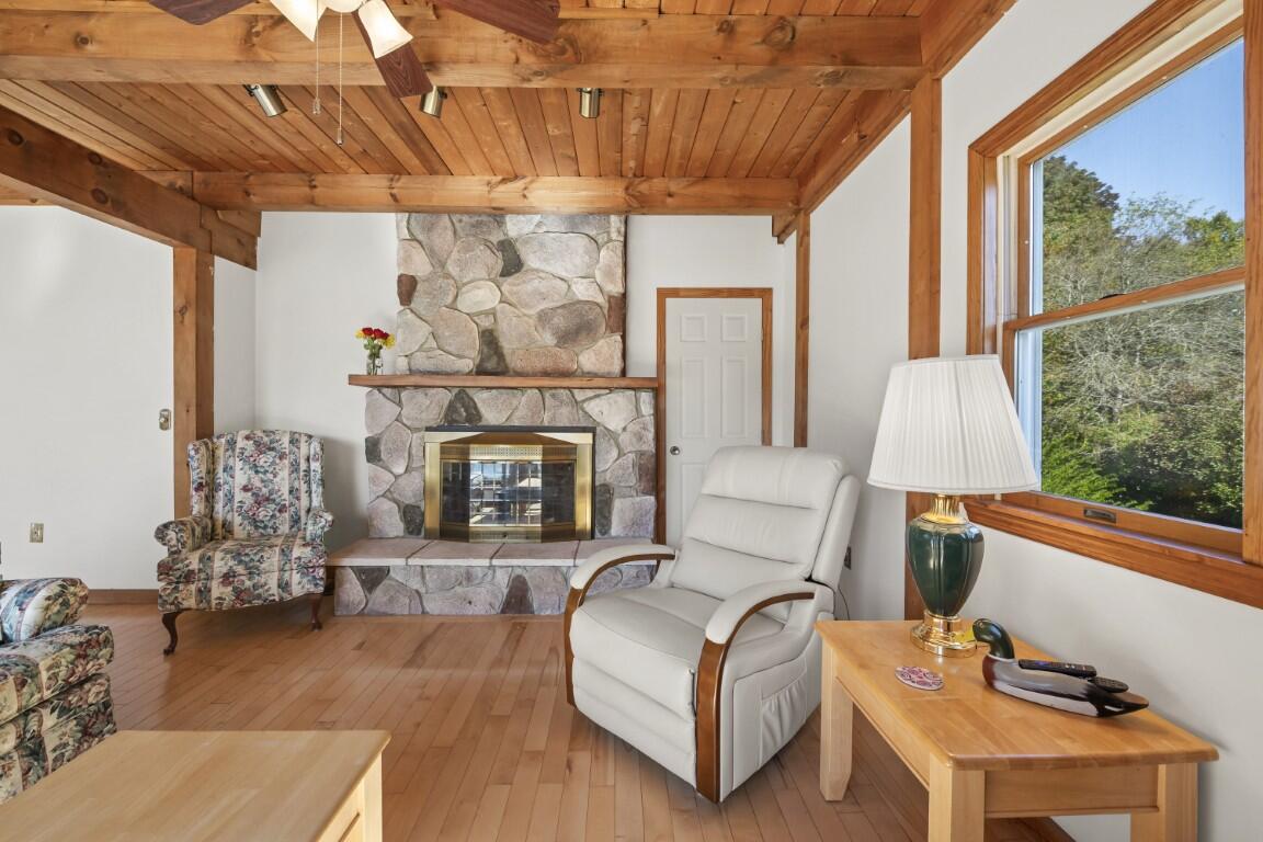 353 East Side Road Boothbay, ME 04571 - Photo 18 of 41 17