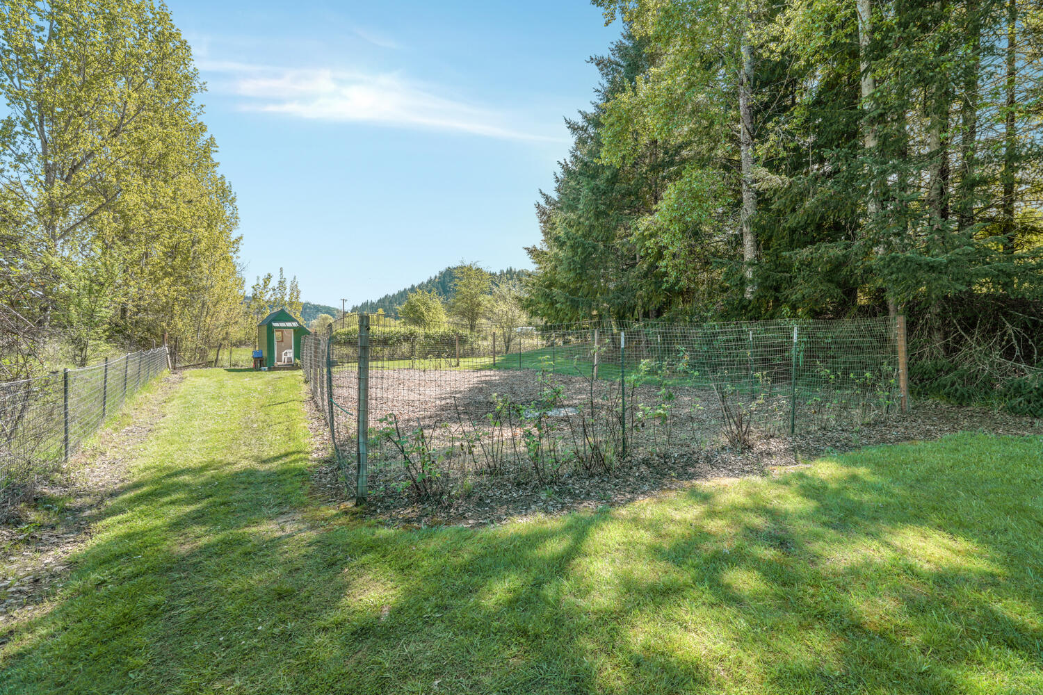 1381 Oak Hill Road Roseburg, OR 97471 - Photo 28 of 47 DSC00978