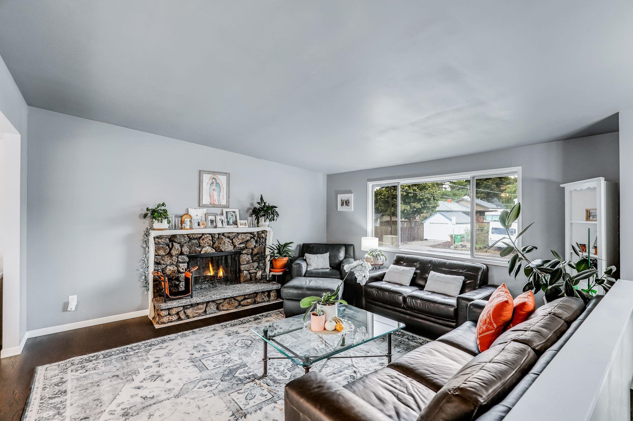 3016 South Ray Street Spokane, WA 99223 - Photo 4 of 39