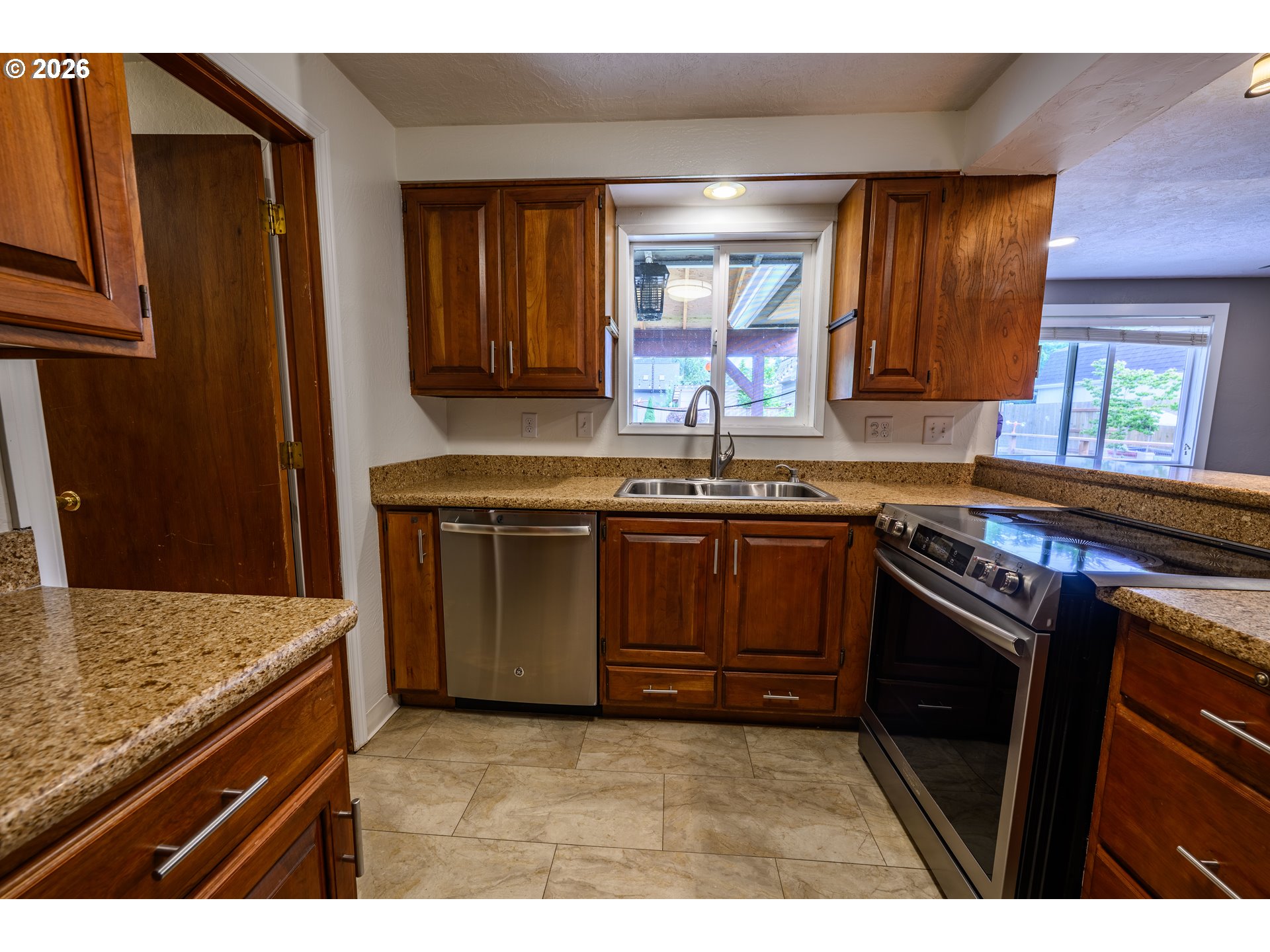 1830 Yolanda Avenue Springfield, OR 97477 - Photo 20 of 47