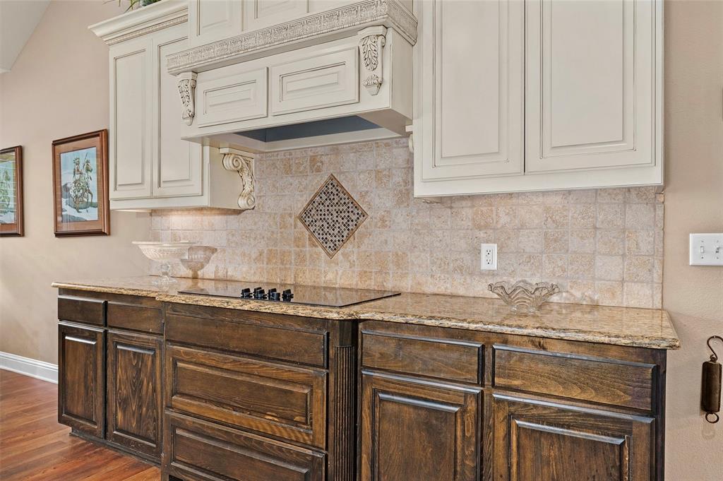 4367 Black Jack Road Jefferson, TX 75657 - Photo 11 of 34