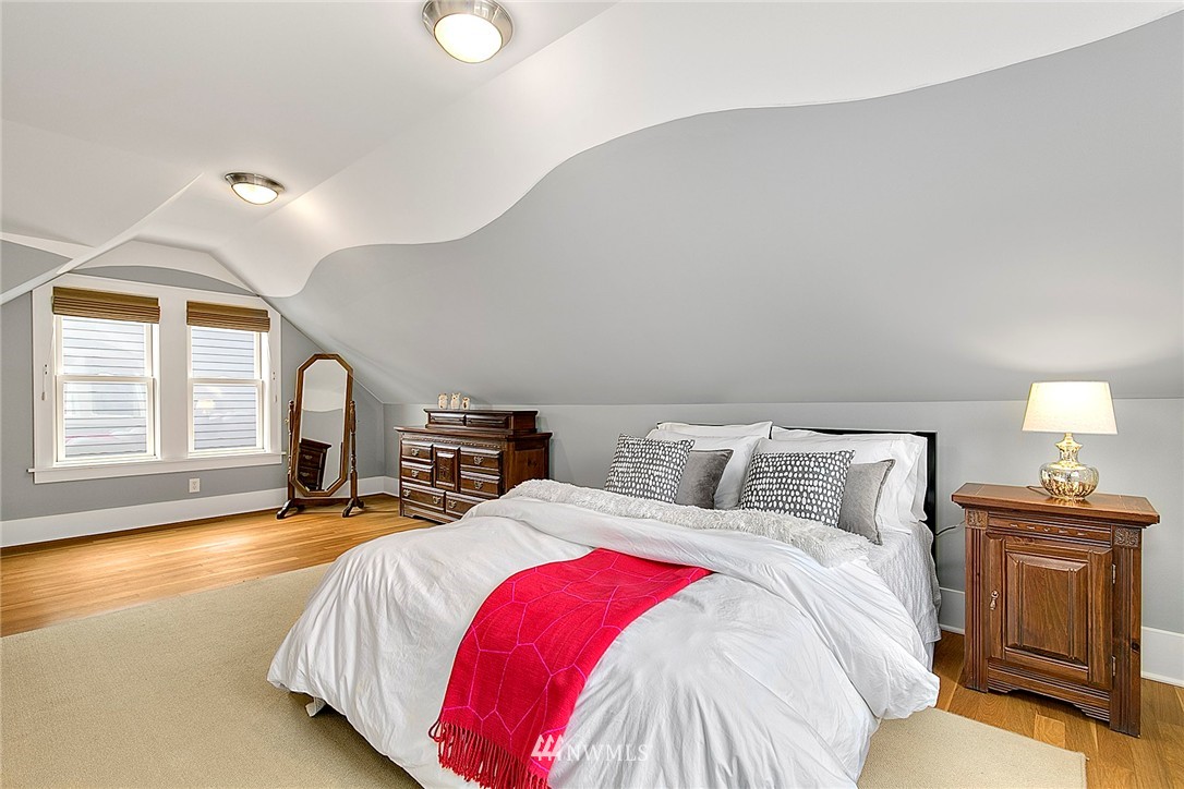 1119 North 76th Street Seattle, WA 98103 - Photo 13 of 19 Gallery Image 13