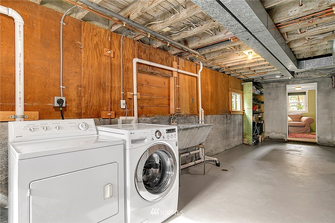 1119 North 76th Street Seattle, WA 98103 - Photo 17 of 19 Gallery Image 17