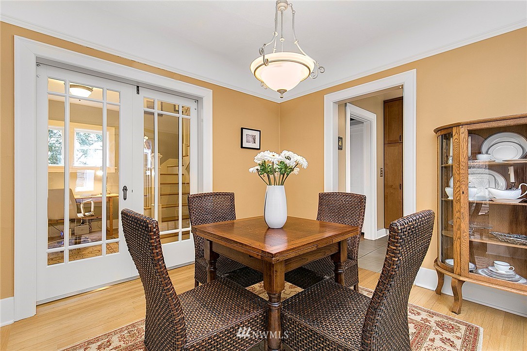 1119 North 76th Street Seattle, WA 98103 - Photo 5 of 19 Gallery Image 5