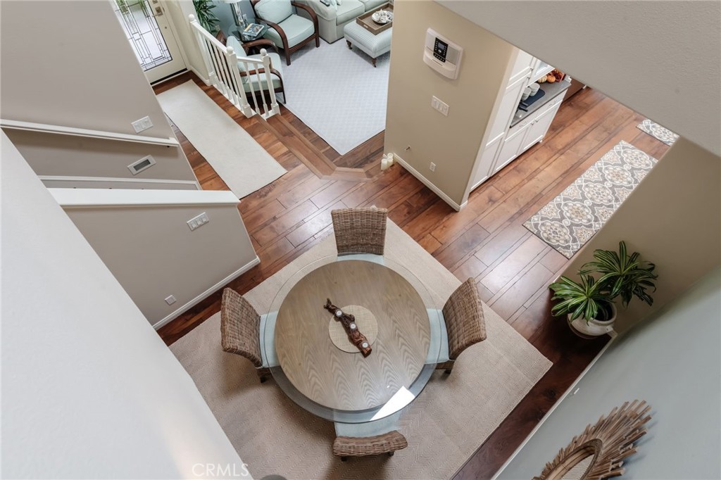 1 Santa Rosa Court Manhattan Beach, CA 90266 - Photo 19 of 28 an entryway