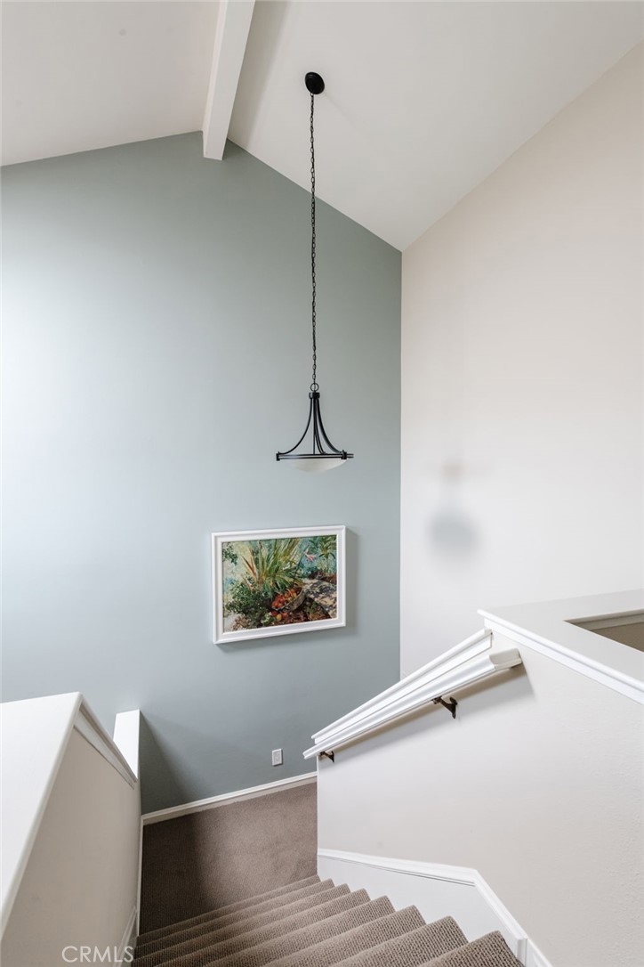 1 Santa Rosa Court Manhattan Beach, CA 90266 - Photo 20 of 28 a room with a wooden floor and a potted plant