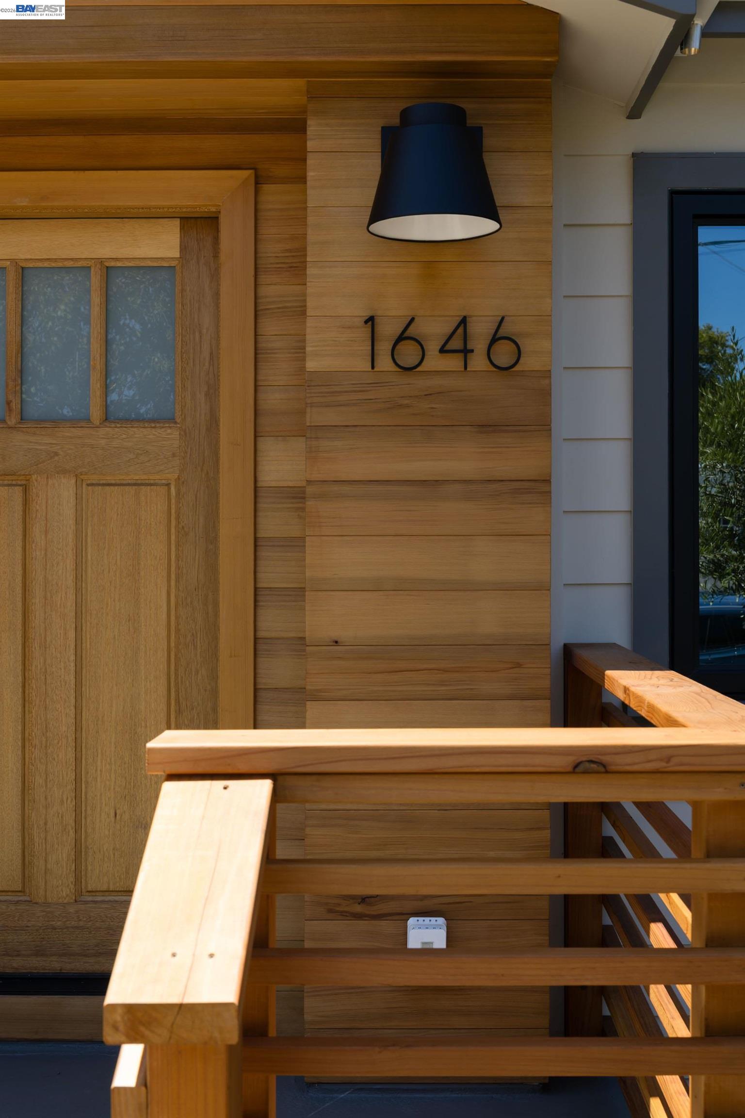 1646 Tenth Street Berkeley, CA 94710 - Photo 5 of 38