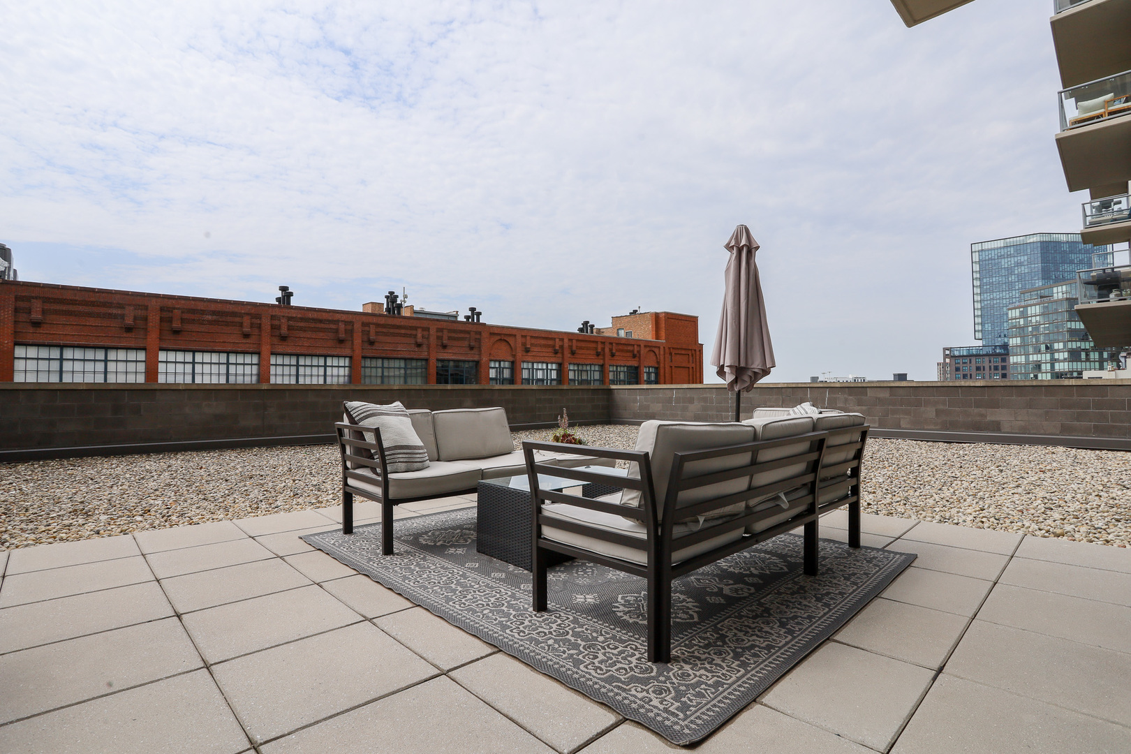 910 West Huron Street, Unit 710 Chicago, IL 60642 - Photo 12 of 30