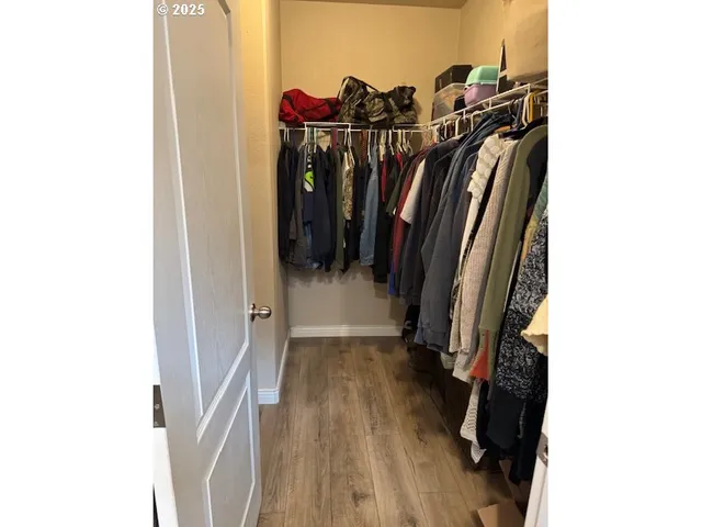 $799,999 | 28080 Highway 224, Eagle Creek, OR 97022