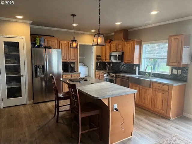 $799,999 | 28080 Highway 224, Eagle Creek, OR 97022