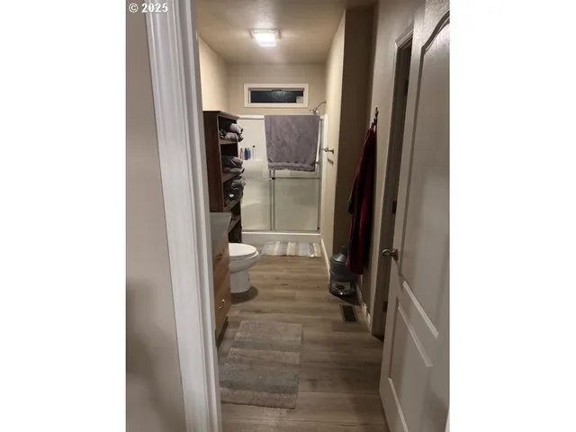 $799,999 | 28080 Highway 224, Eagle Creek, OR 97022