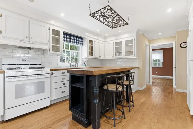 $499,900 | 14 True Avenue, Derry, NH 03038